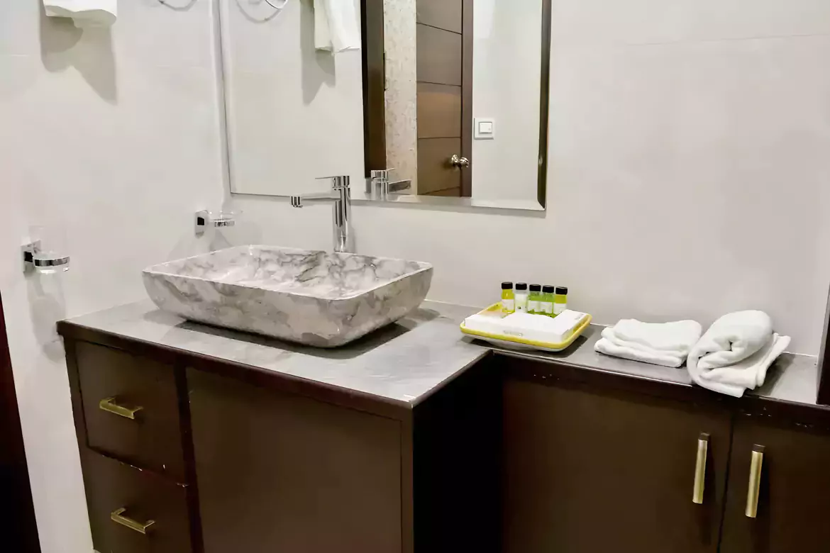 Super Deluxe Room 5